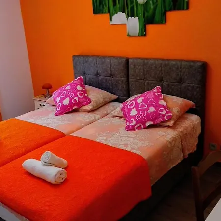 Desa Petric * هفار