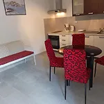 Desa Petric Apartamento *
