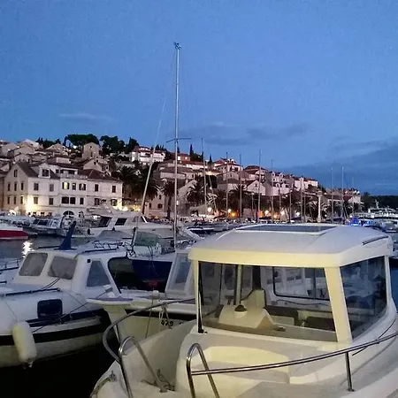 Desa Petric * Hvar Town
