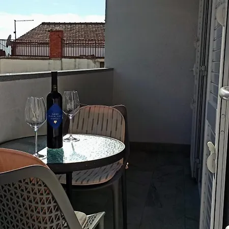 Apartamento Desa Petric