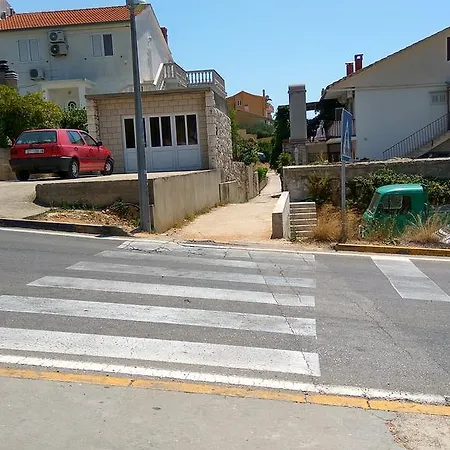 Desa Petric Apartman Hvar Town