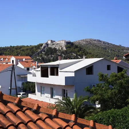 Desa Petric Hvar Town