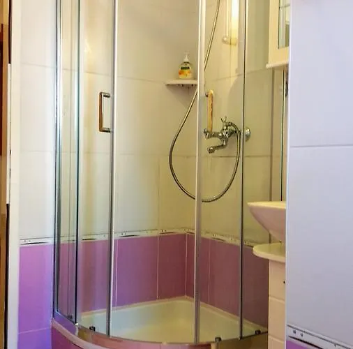 Desa Petric Хвар